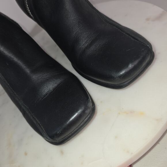 Timberland Boots Womens Size 9M Black Leather Ankle Heeled Zip Square Toe 98347 - Picture 7 of 15